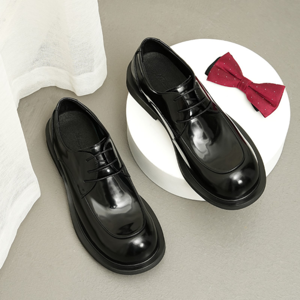 Wide Feet Leather Shoes Men's Genuine Leather High-grade Patent Leather Bright Surface - Image 2